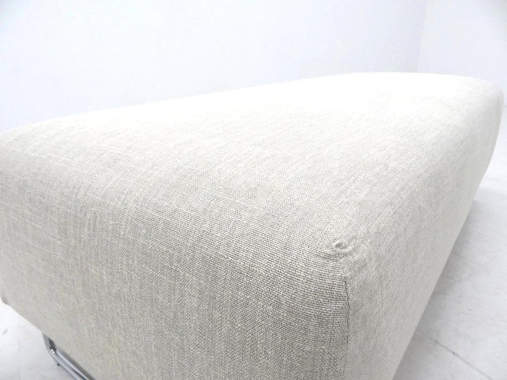 展示品　カッシーナ　ネスト　オットマン　スツール　高級　モダン　ソファ