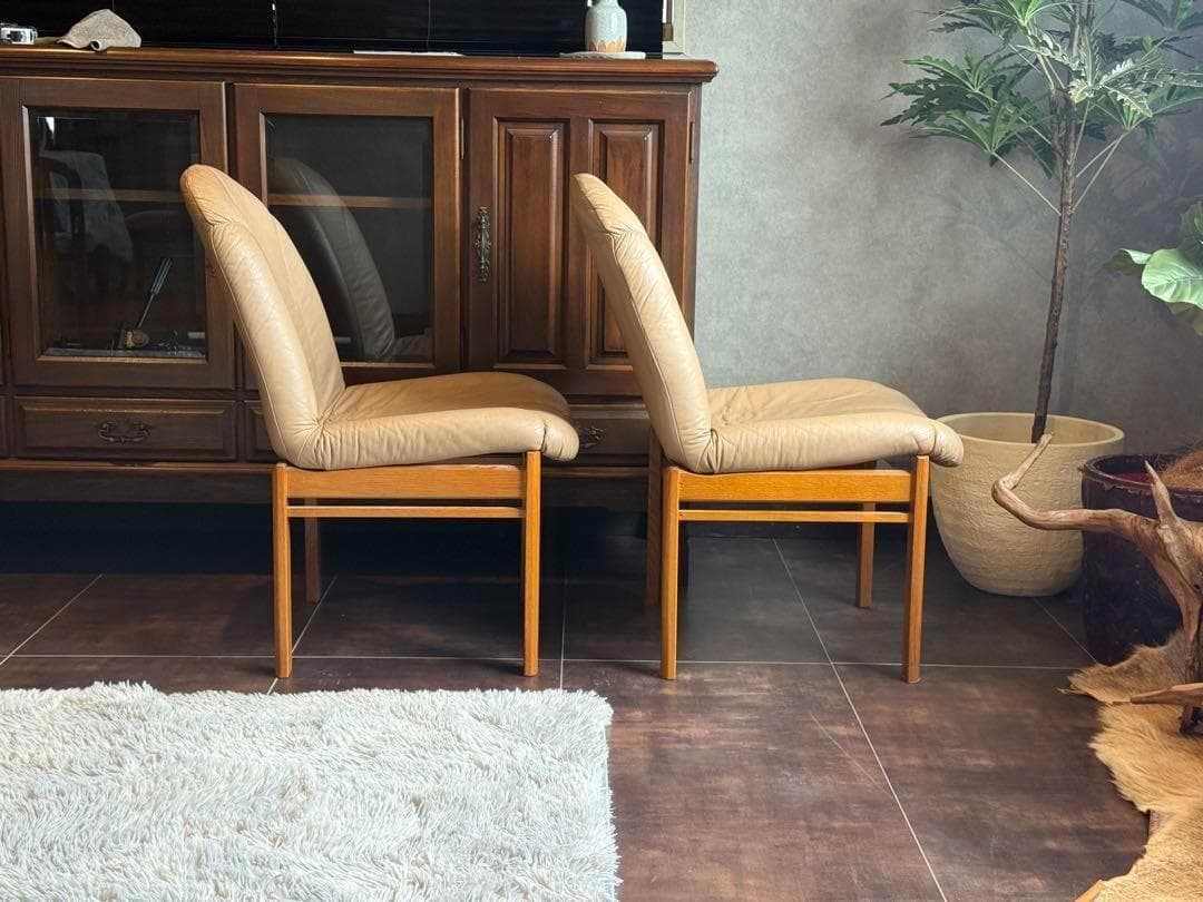 ① FUKURA フクラ　レザー　ヴィンテージ　レトロ　本革　ミッドセンチュリー