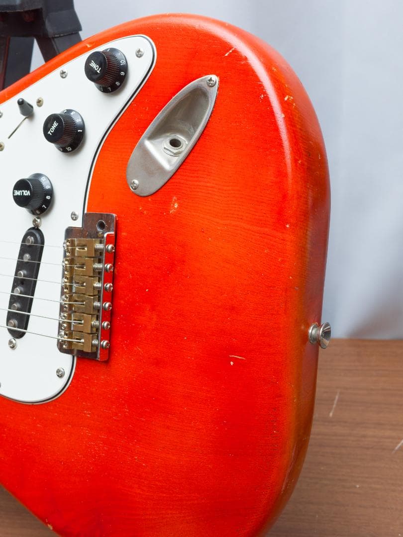 フェルナンデス ストラトキャスターモデル 石ロゴ期 セイモア