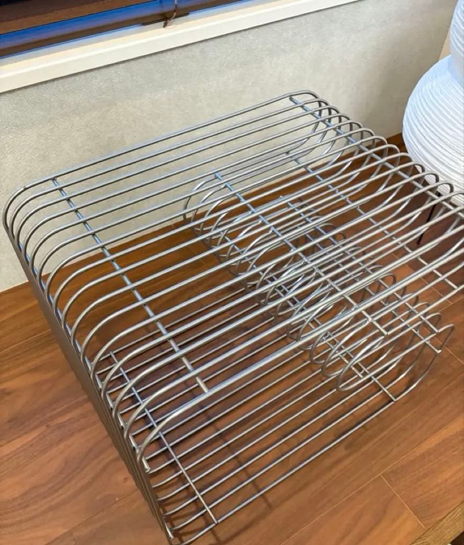 パントンワイヤーシェルフ　サイドテーブル