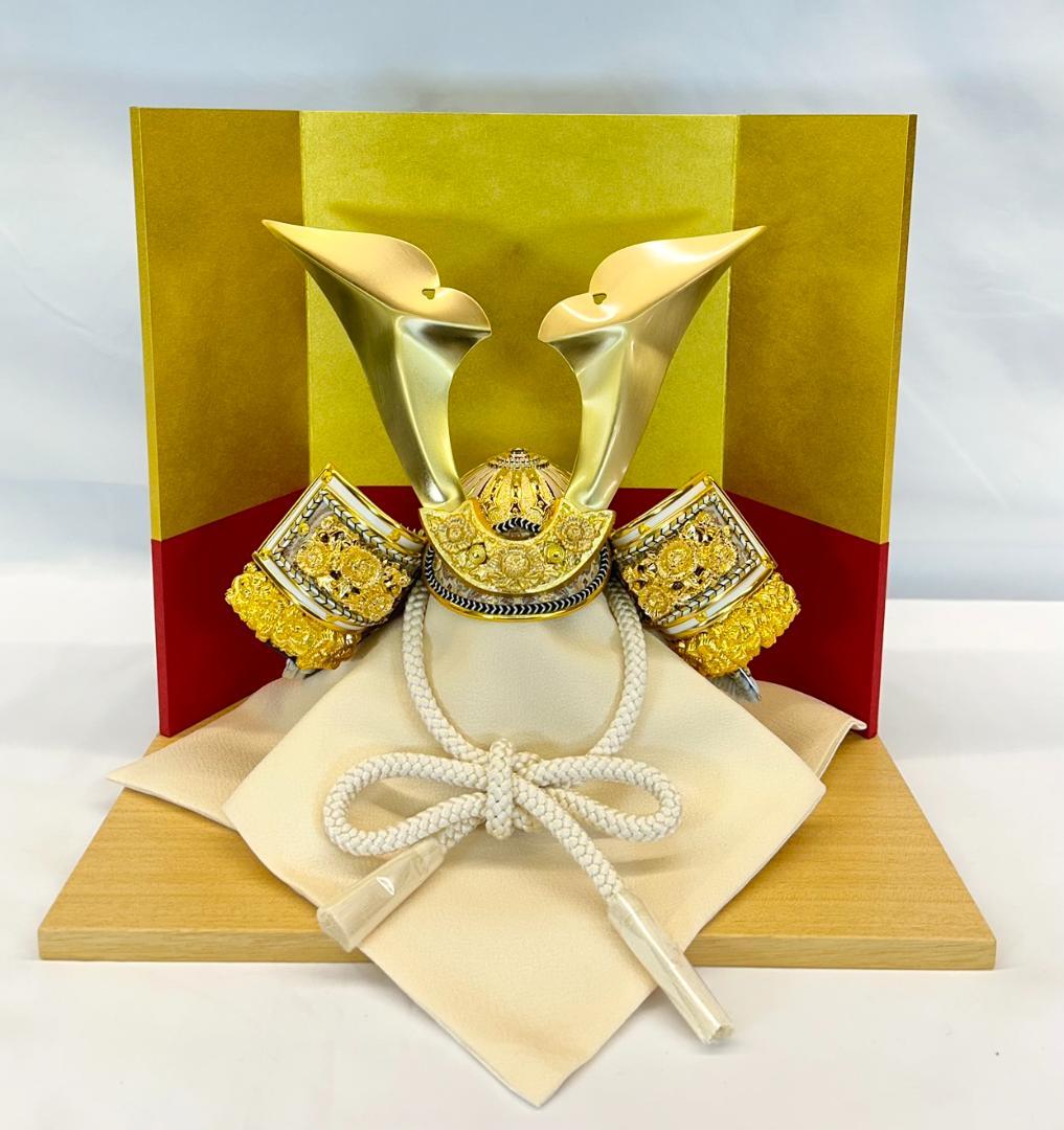 五月人形 兜 S802 金彩レッド 屏風 309 飾り台 32 白木 兜セット