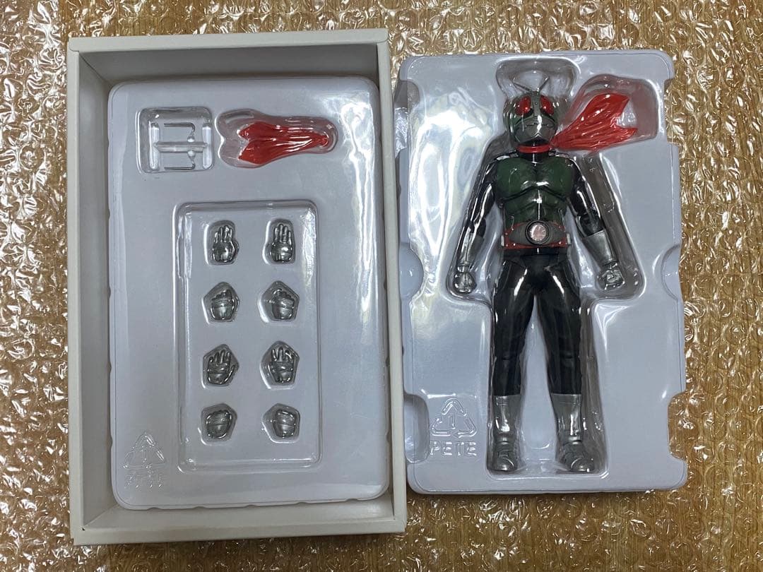 S.H.Figuarts 真骨彫製法 仮面ライダー 新1号 開封済み