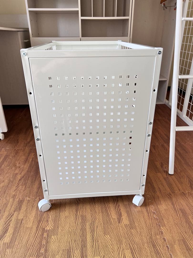 送料込★美品★ディノス　頑丈押し入れ収納ワゴン ホワイト幅45 白　キャスター付