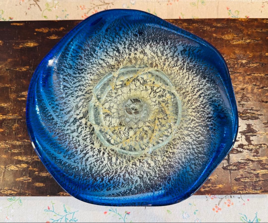 琉球ガラス 稲嶺盛吉作 土紋二色楕円皿