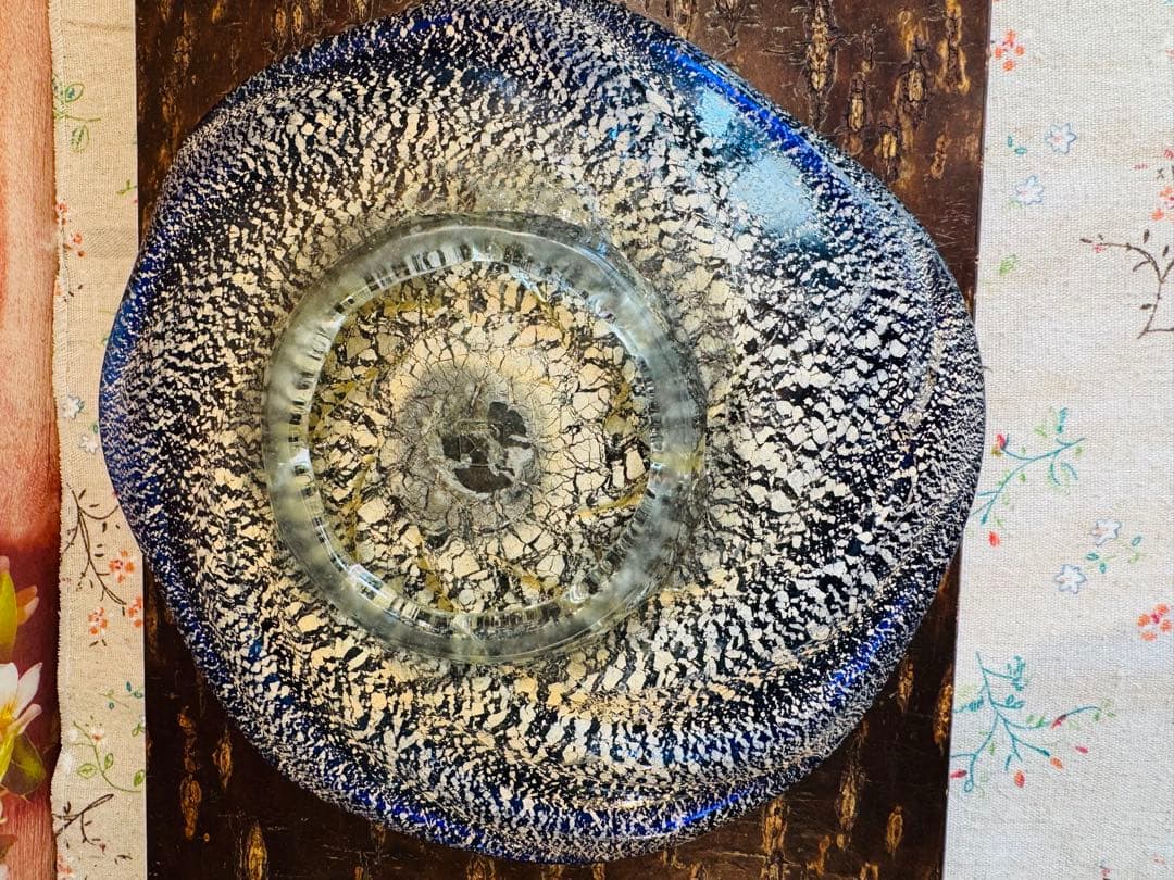 琉球ガラス 稲嶺盛吉作 土紋二色楕円皿