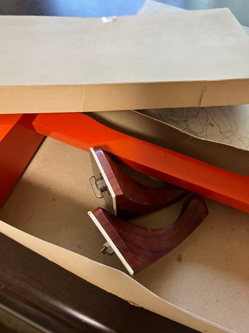 【週末SALE】お値下げ歓迎！　琴 13弦 木製 赤花柄カバー　付属品有り