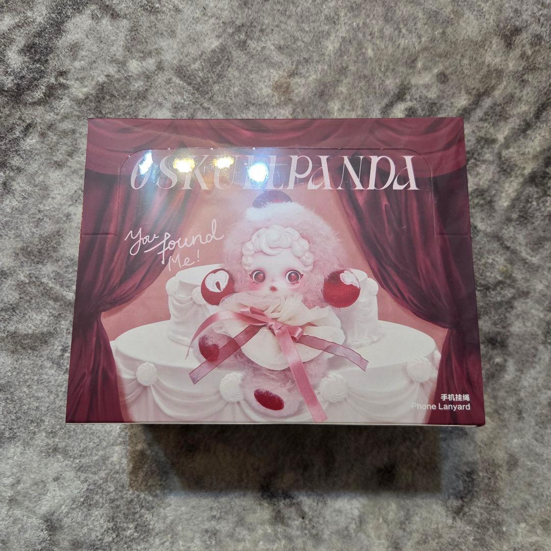 POP MART SKULLPANDA You Found Me ストラップ