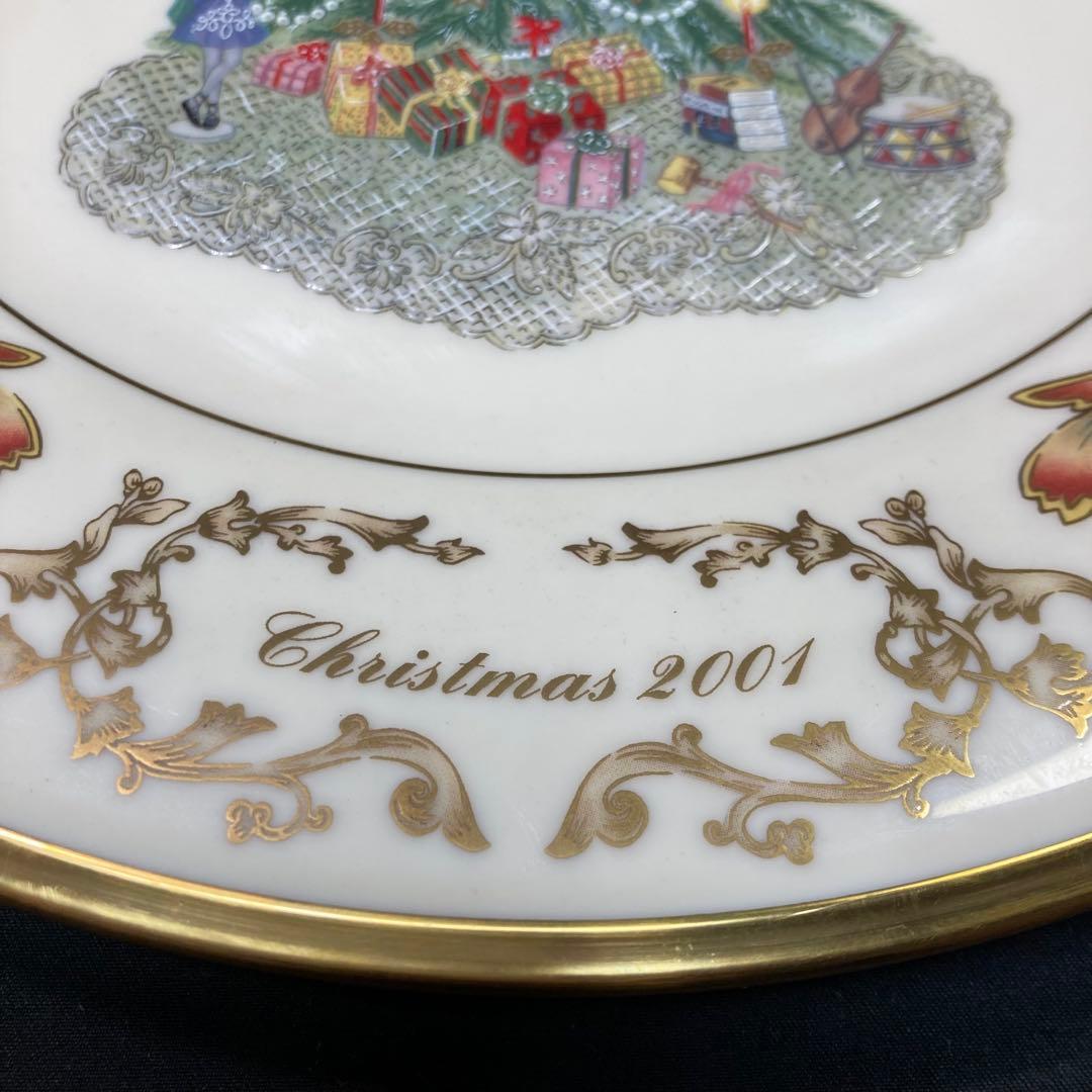 美品】レノックス クリスマスプレート2001 - メルカリ