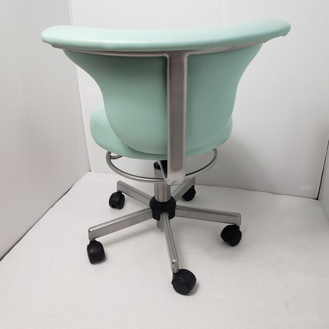 ②病院ドクター用丸椅子　藤沢工業　ACS700LBL　オフィースチェア　送料込み