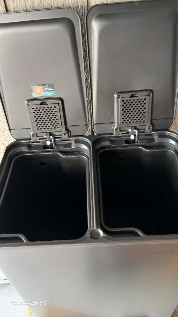 ゴミ箱 分別 2x30L ふた付きダストボックス キッチン用 ペダル式 ブラック