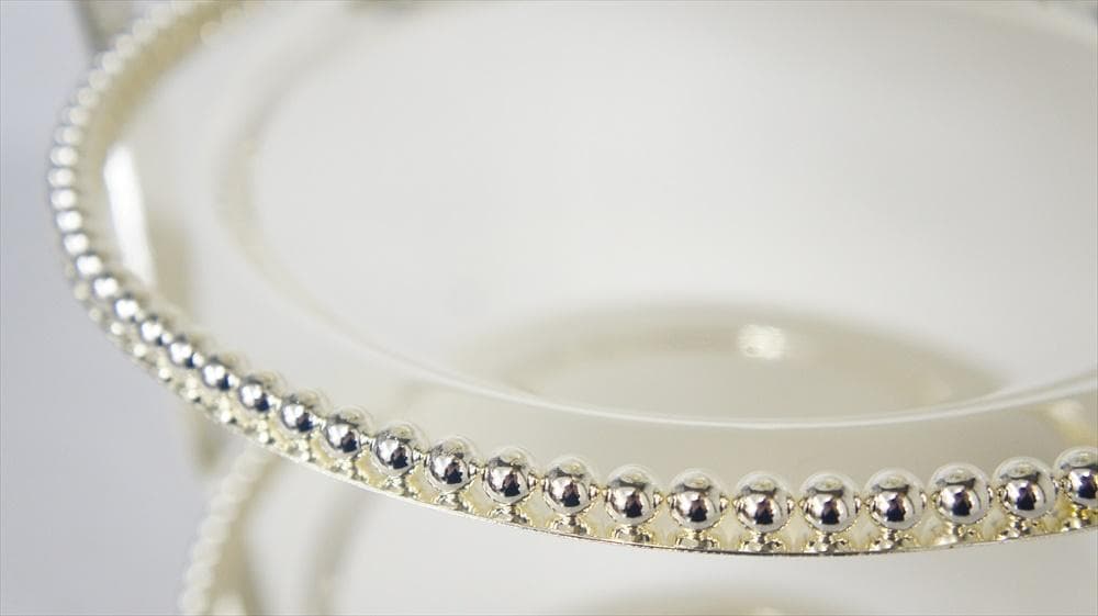 新品　最終お値下げ　ケーキスタンド３段