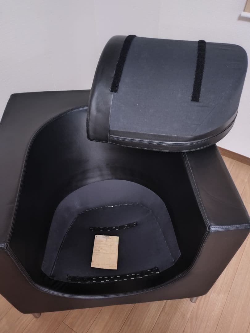 SWEDESE/ラウンジ 1pソファ 総革 デザイナーズ　未使用品 B