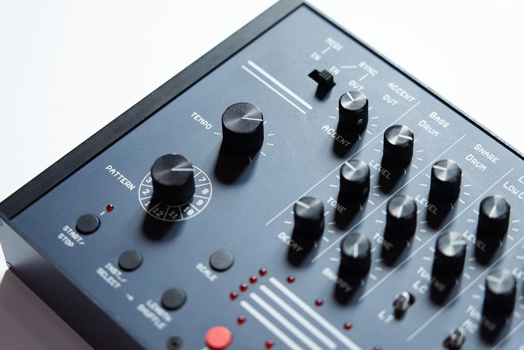 Acidlab miami アナログ ドラムマシン