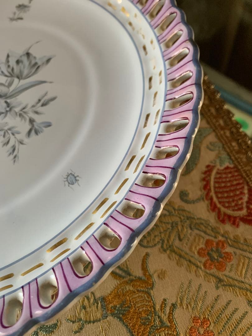 フランスアンティーク　破格エミールガレ細かく描かれた花柄が素敵なコンポティエ！