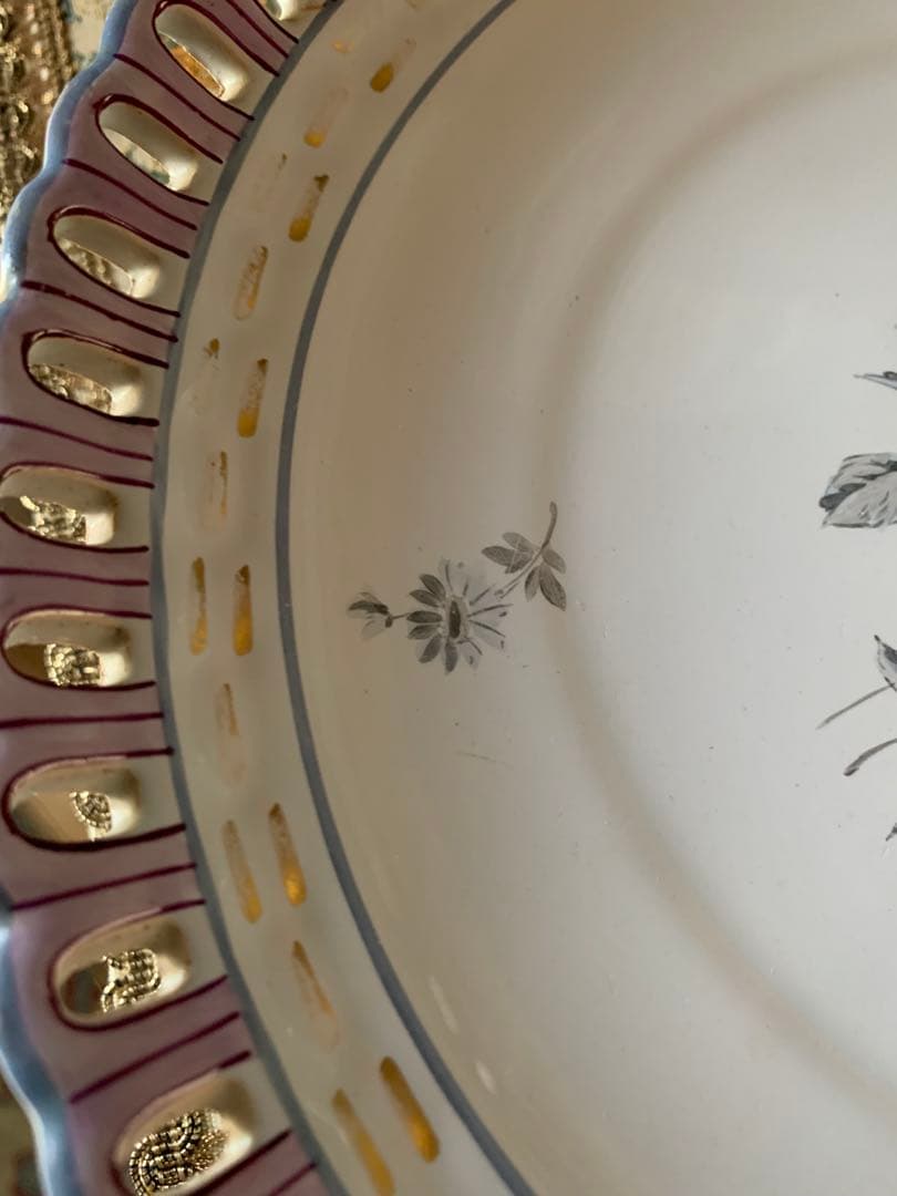 フランスアンティーク　破格エミールガレ細かく描かれた花柄が素敵なコンポティエ！