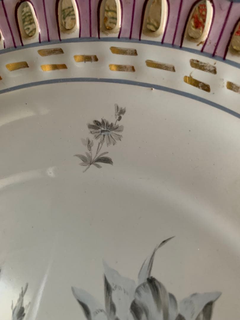 フランスアンティーク　破格エミールガレ細かく描かれた花柄が素敵なコンポティエ！