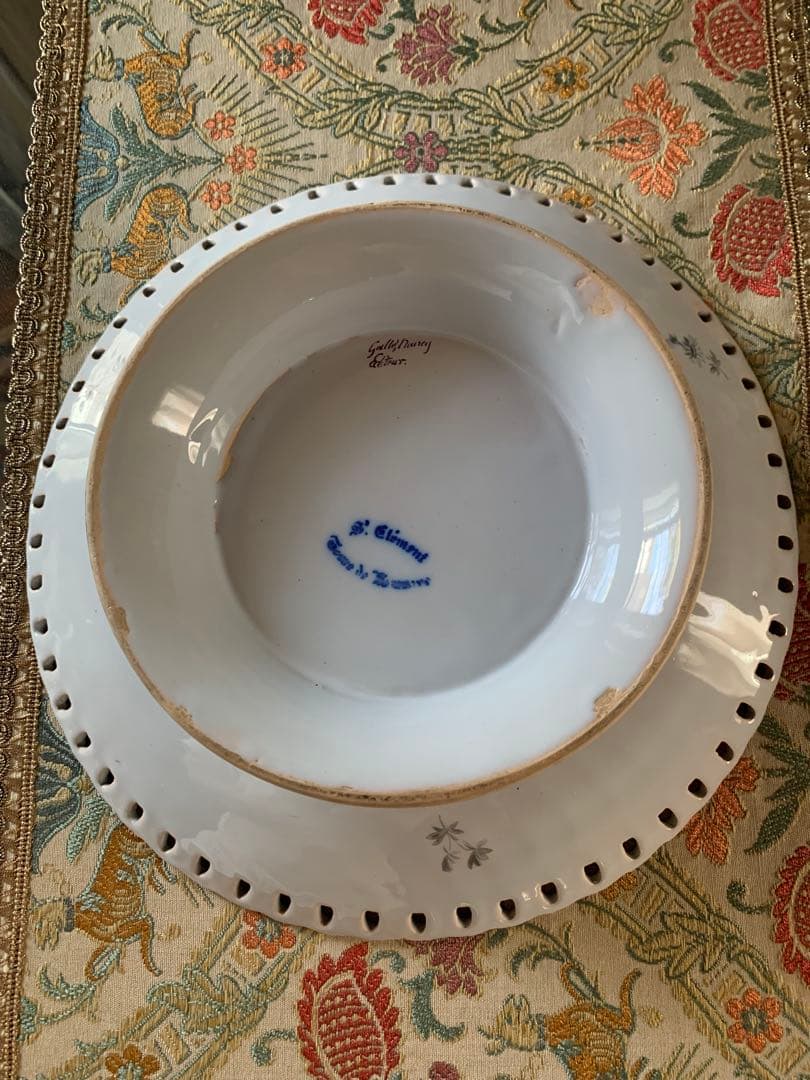 フランスアンティーク　破格エミールガレ細かく描かれた花柄が素敵なコンポティエ！