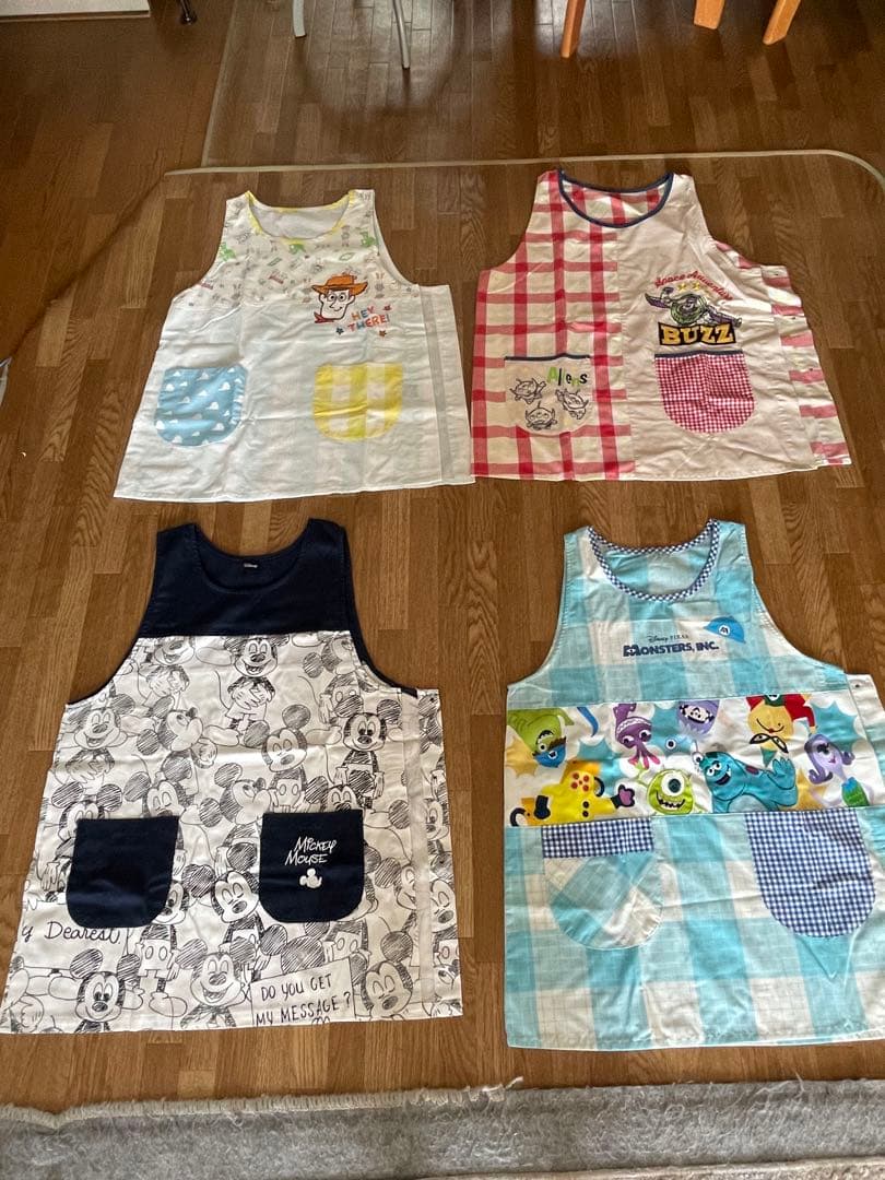 ディズニーキャラクターエプロン