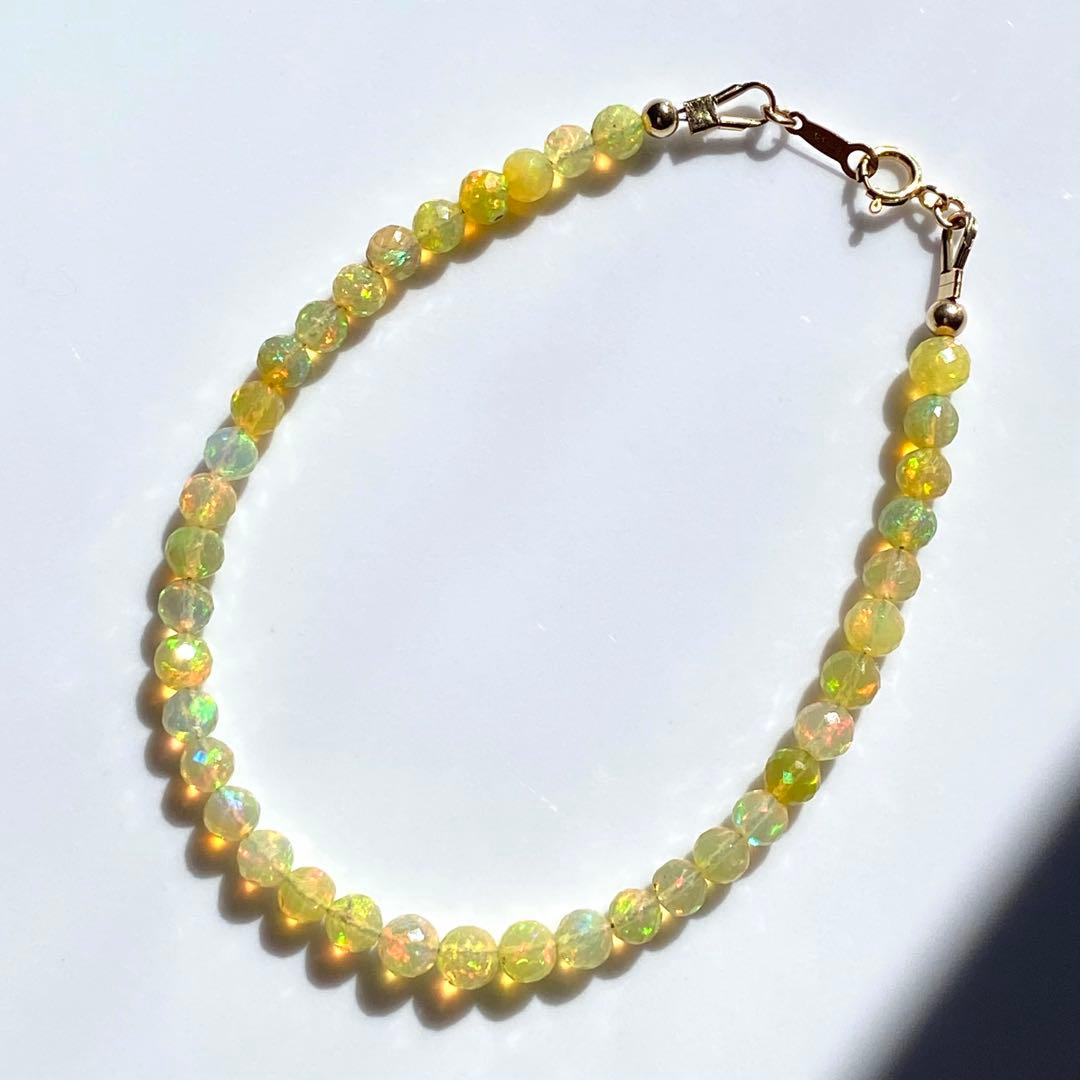 14kgf 高品質　エチオピアオパール ブレスレット 天然石