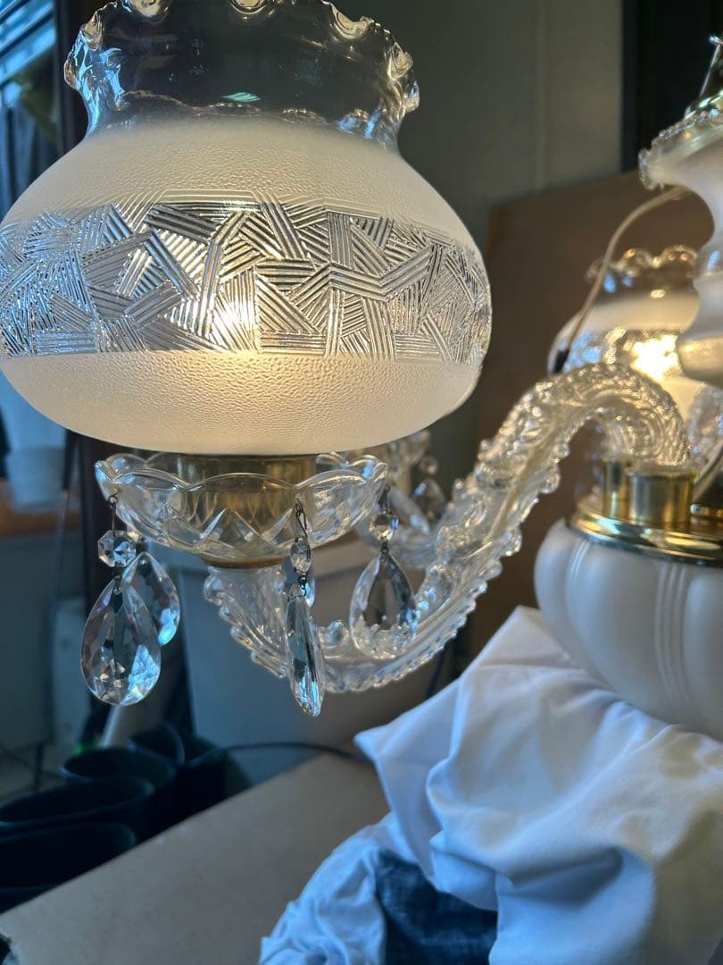 シャンデリア 6灯 ガラス細工　骨董品　アンティーク　中古品　動作確認済