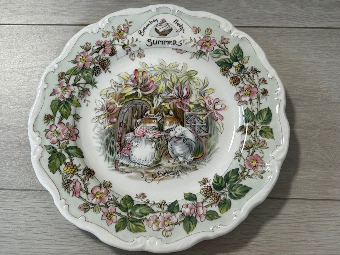 未使用ロイヤルドルトン フォーシーズンズ プレート