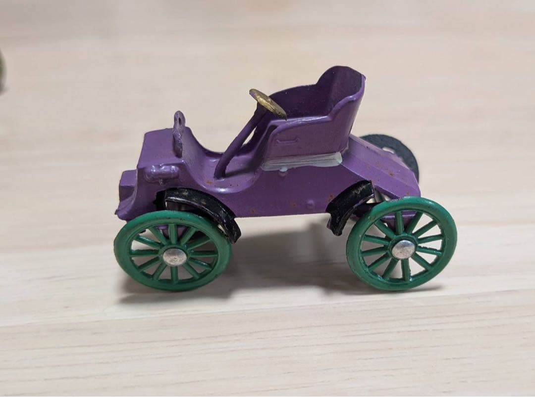 昭和レトロ！ ミニチュア　クラシックカー風ミニカー4台セット