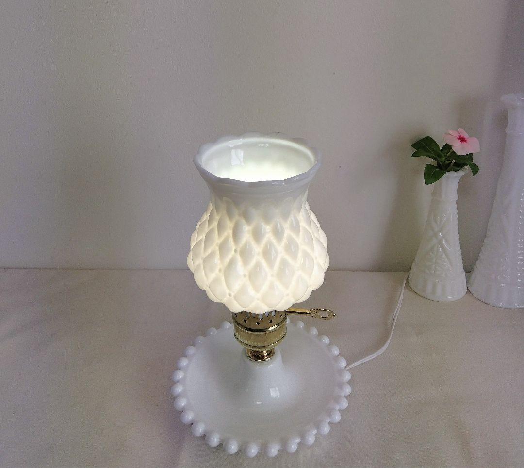 ミルクガラス ダイヤ柄 テーブルランプ ビンテージ