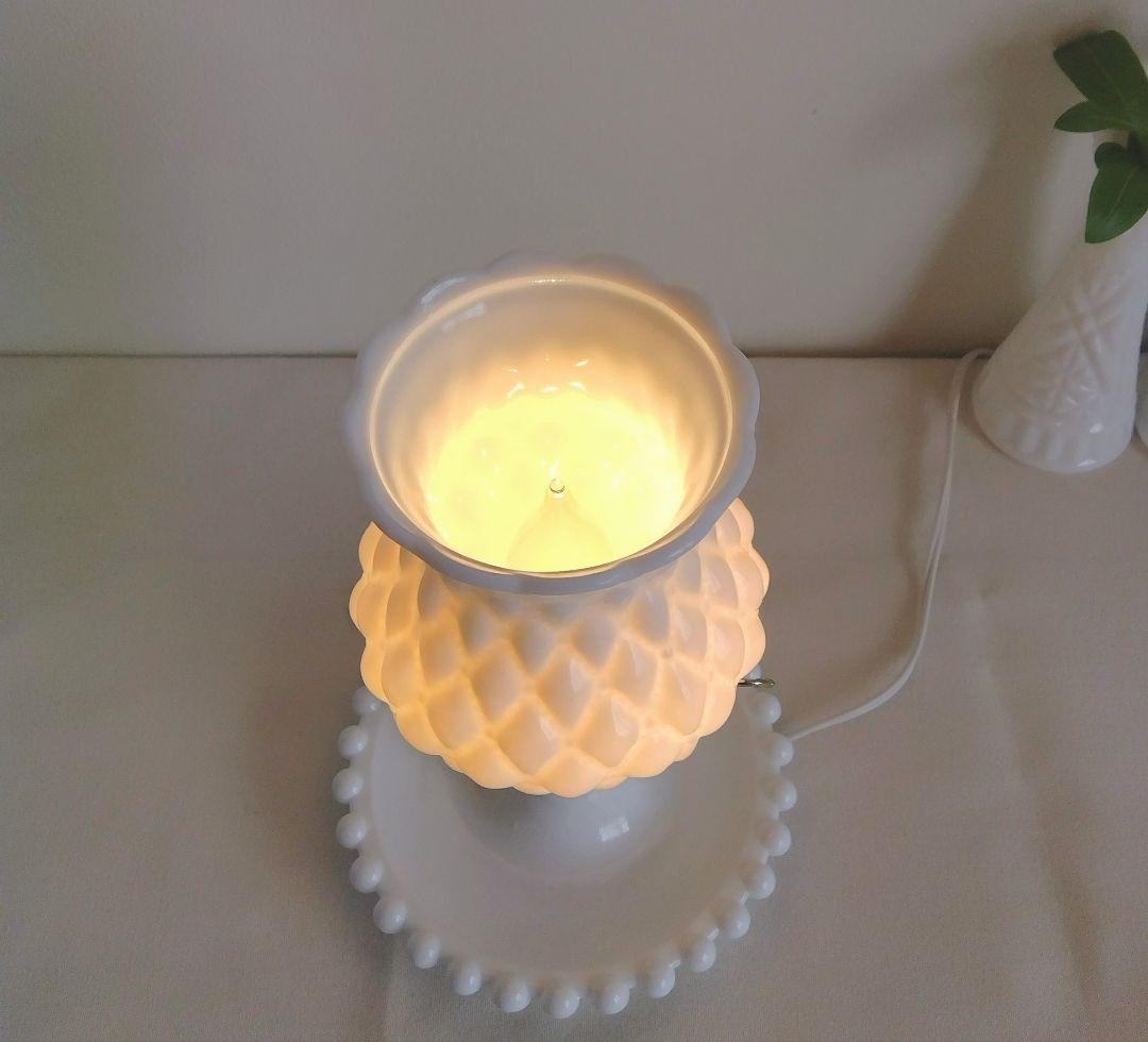 ミルクガラス ダイヤ柄 テーブルランプ ビンテージ