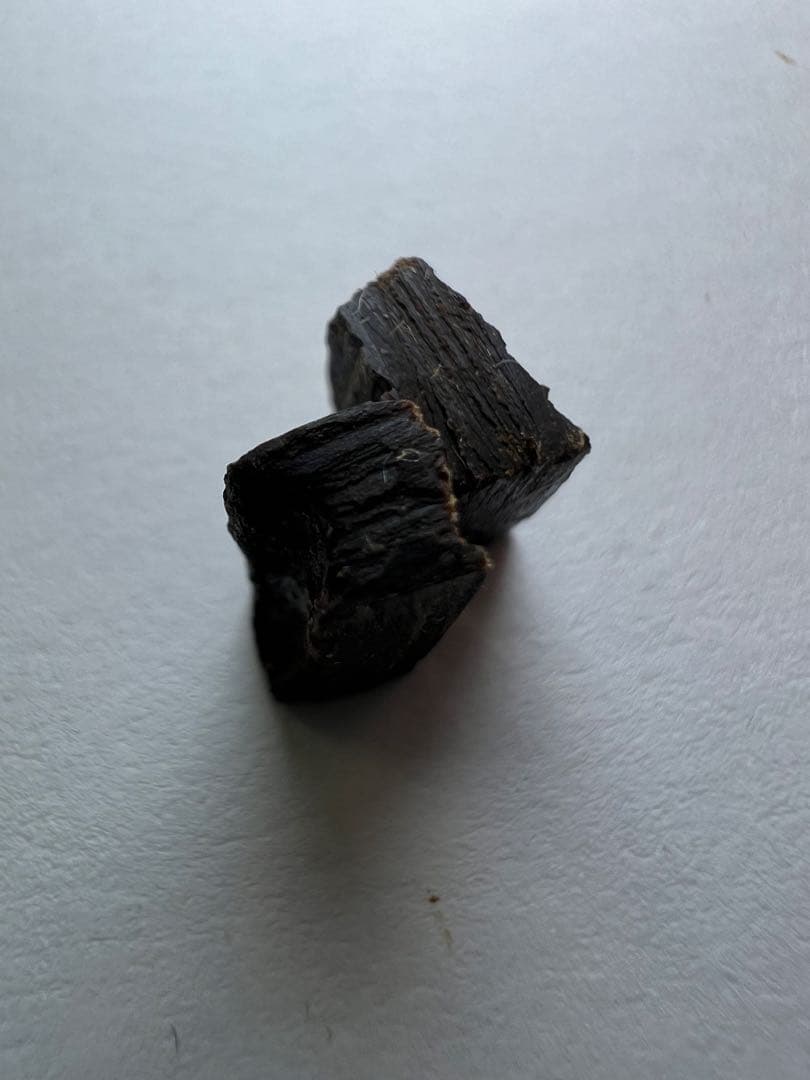 古渡命銘木　六十一種名香の内 真南蛮　銘 【夕時雨】0.417g香木/沈香/伽羅