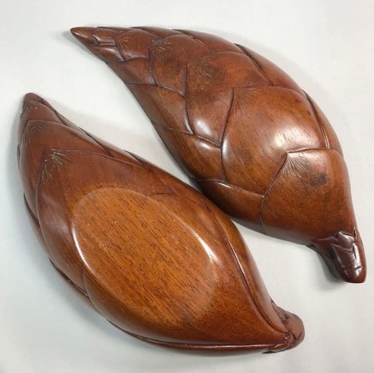 【蔵出し・未使用】昭和期 香港製｜紫檀 筍意匠小物入れ｜縁起物・工芸美品