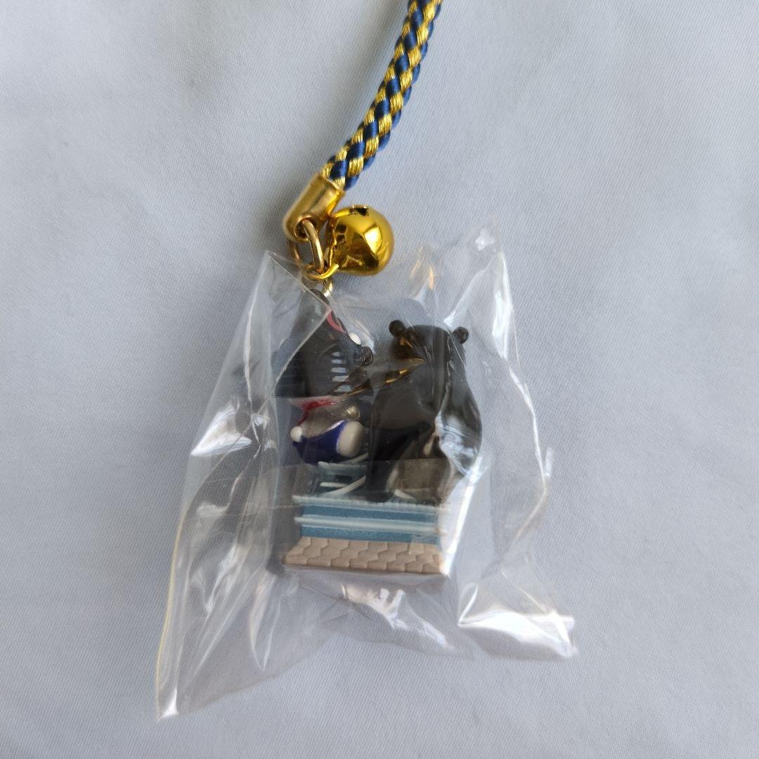 ご当地キティ 根付け ストラップ 熊本限定 くまモン - メルカリ