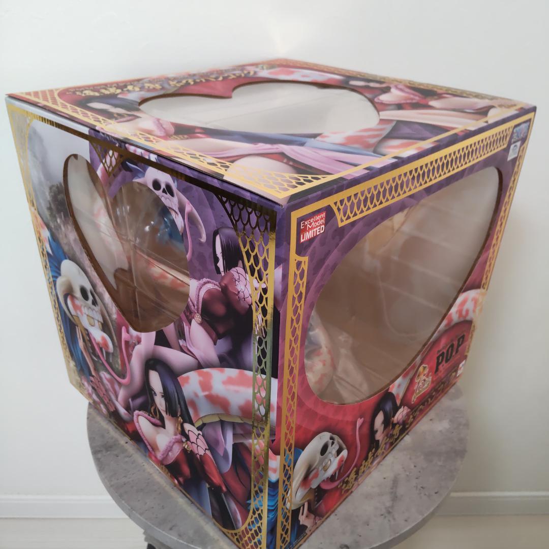 【新品未開封】POP NEO-MAXIMUM 海賊女帝 ボア・ハンコック