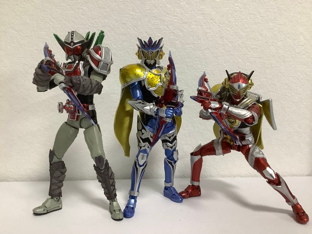 S.H.Figuarts フィギュアーツ　仮面ライダー鎧武