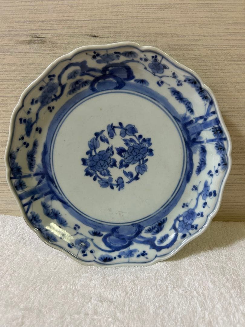 中国古美術 清時代染付け皿　裏面に “福 ”在銘 共箱