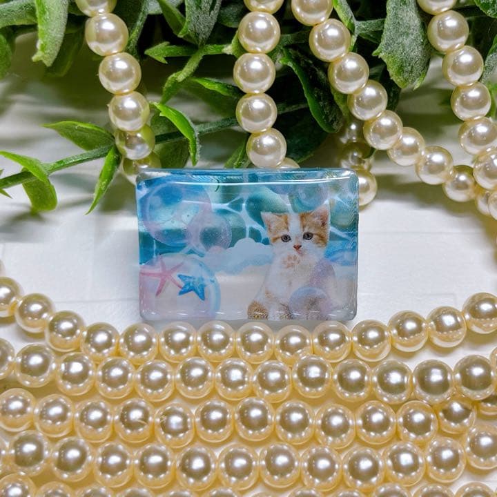 ひなた様お取置きです。レジンヘアゴム 猫ちゃんの夏休みNo.612