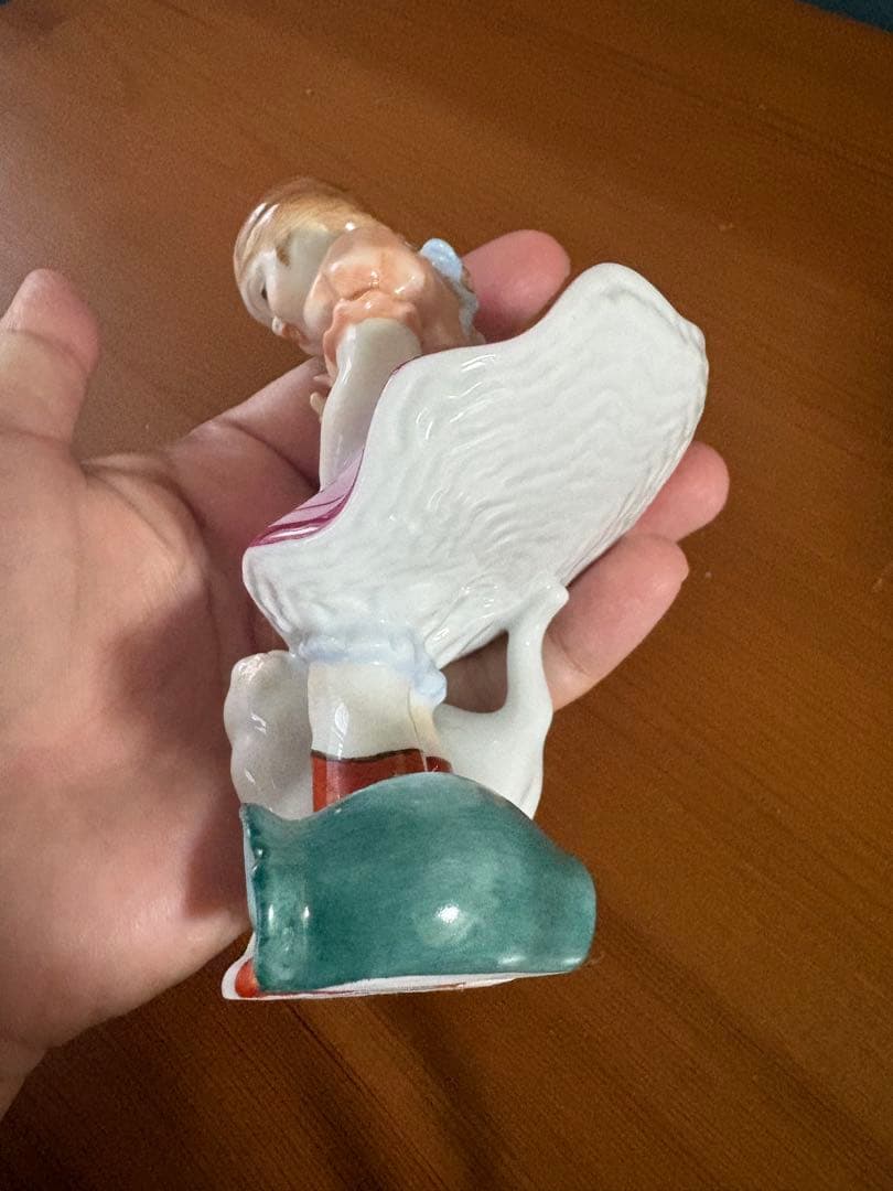 Herend ヘレンドフィギュリン 陶器人形少女と猫