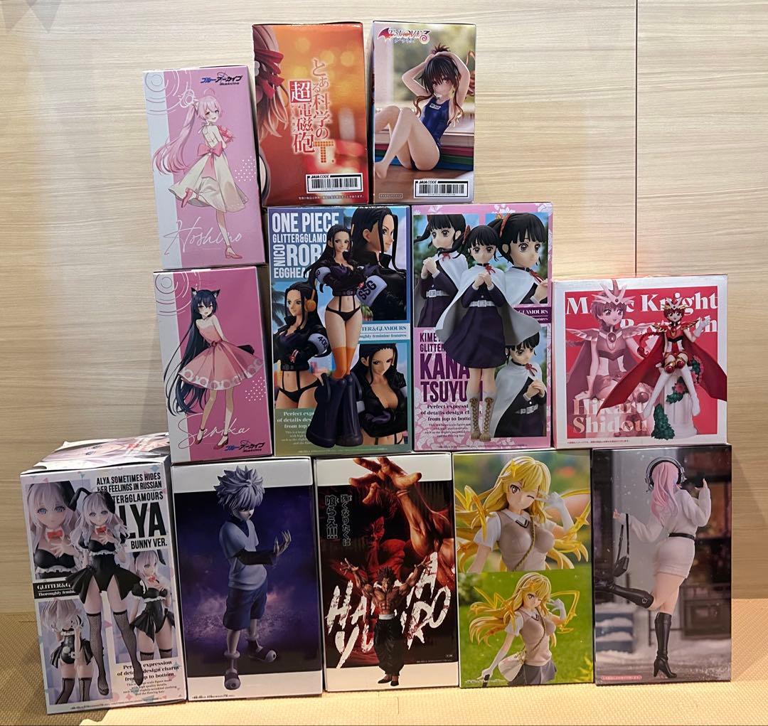 プライズフィギュアまとめ売り12点セット - メルカリ