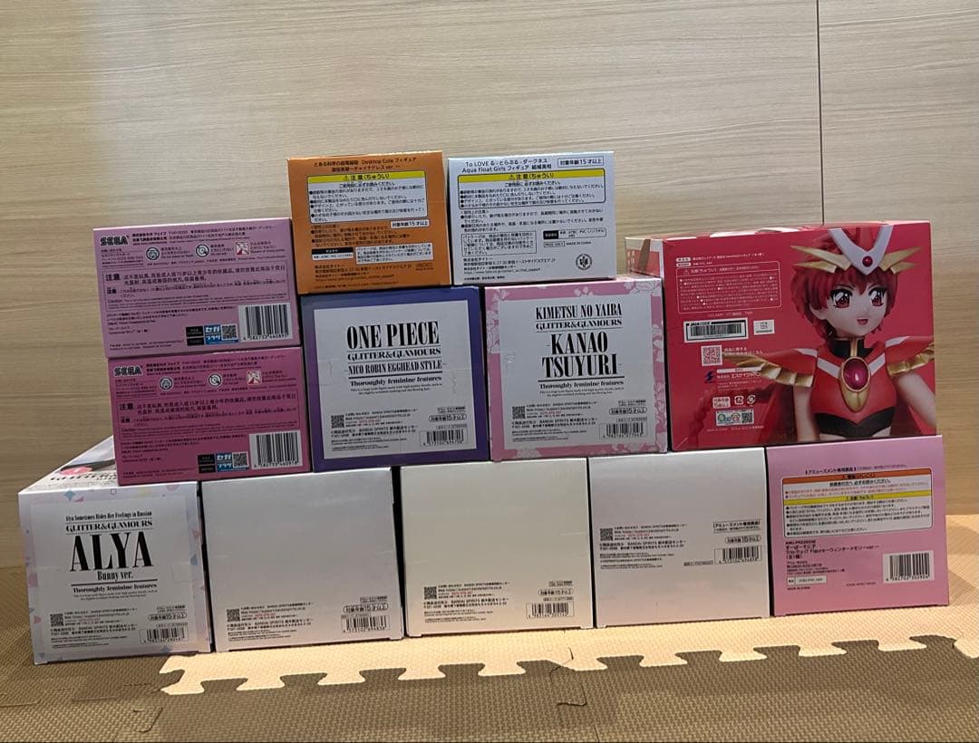 プライズフィギュアまとめ売り12点セット - メルカリ