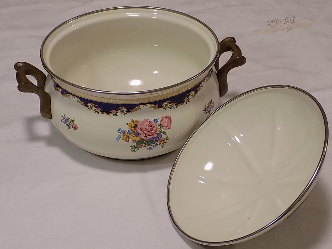 ASTA WEST GERMANY 1970年代のホーロー両手鍋　新品未使用