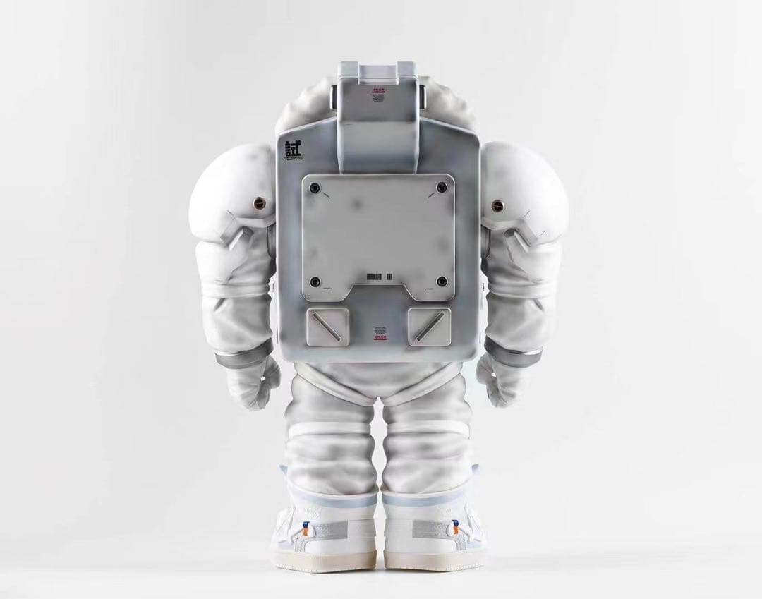 ローフール・パイオニア　第１弾　先駆者　発光　フィギュア　アートトイ//ZCWO