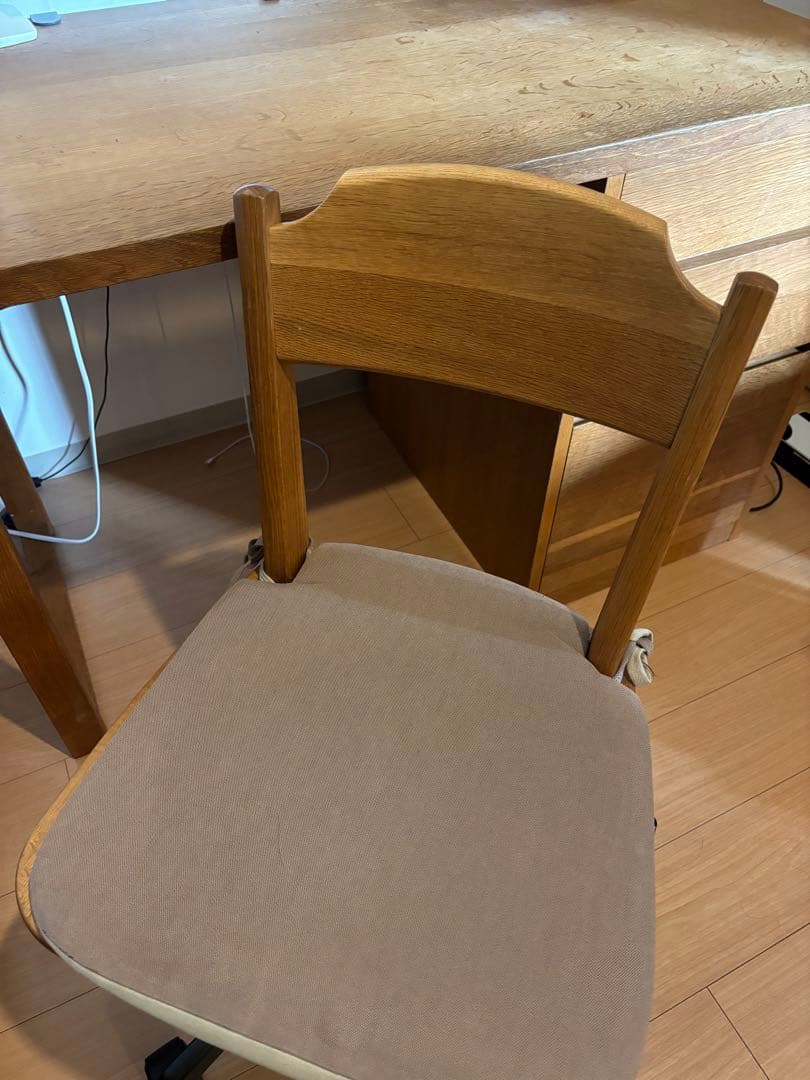 本日で売れなかったら捨てます【定価23万】飛騨産業/学習机（デスク）、学習椅子