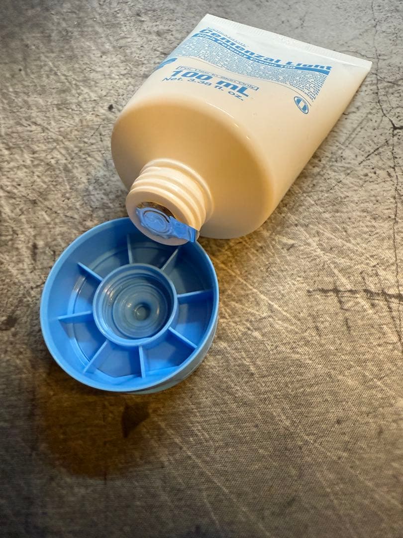 【国内正規品|残り５本】セメンザルライト PDRN配合　肌再生クリーム100ml