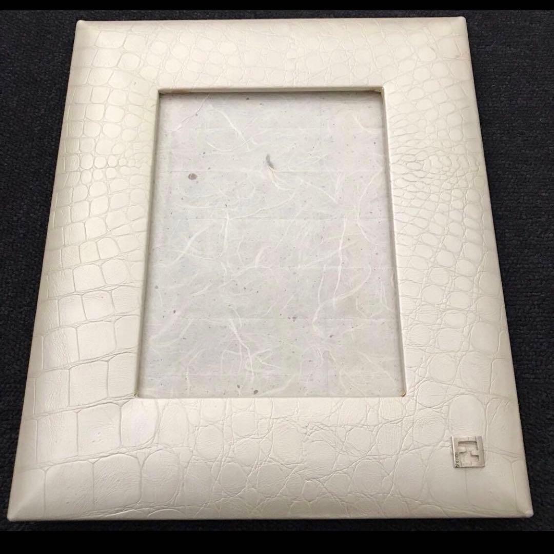 写真立て② フェンディ