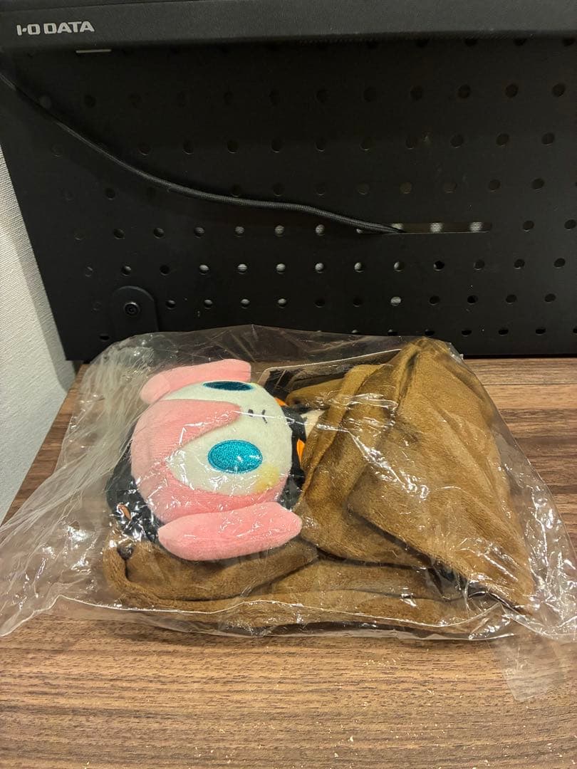 魔法少女まどか☆マギカ お菓子の魔女 ハグマフラー キューブ - メルカリ