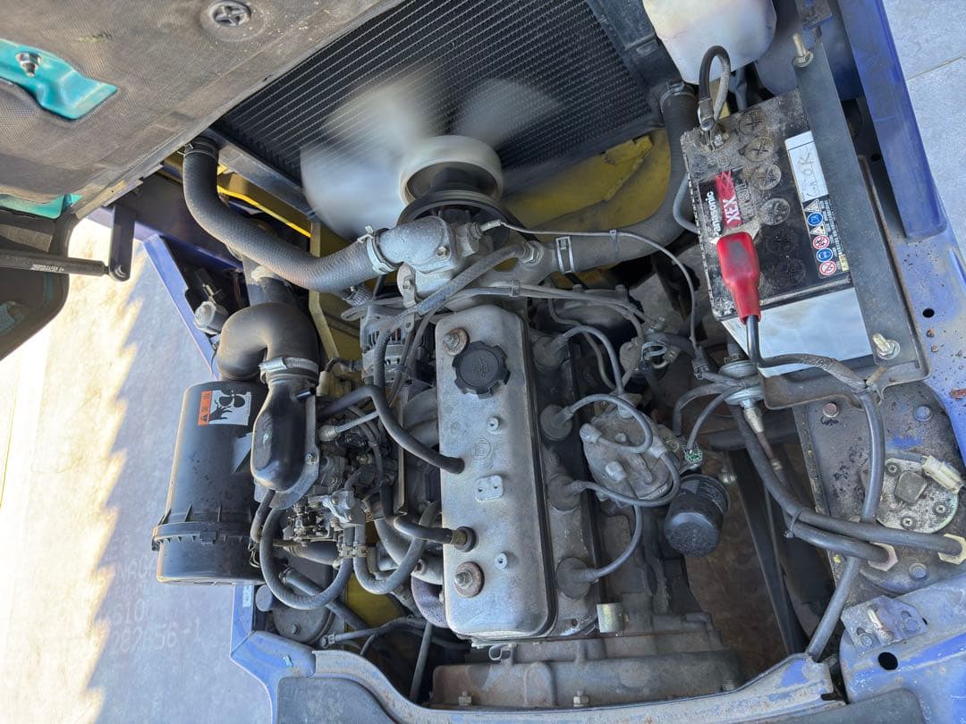 Komatsu フォークリフト 15c-16