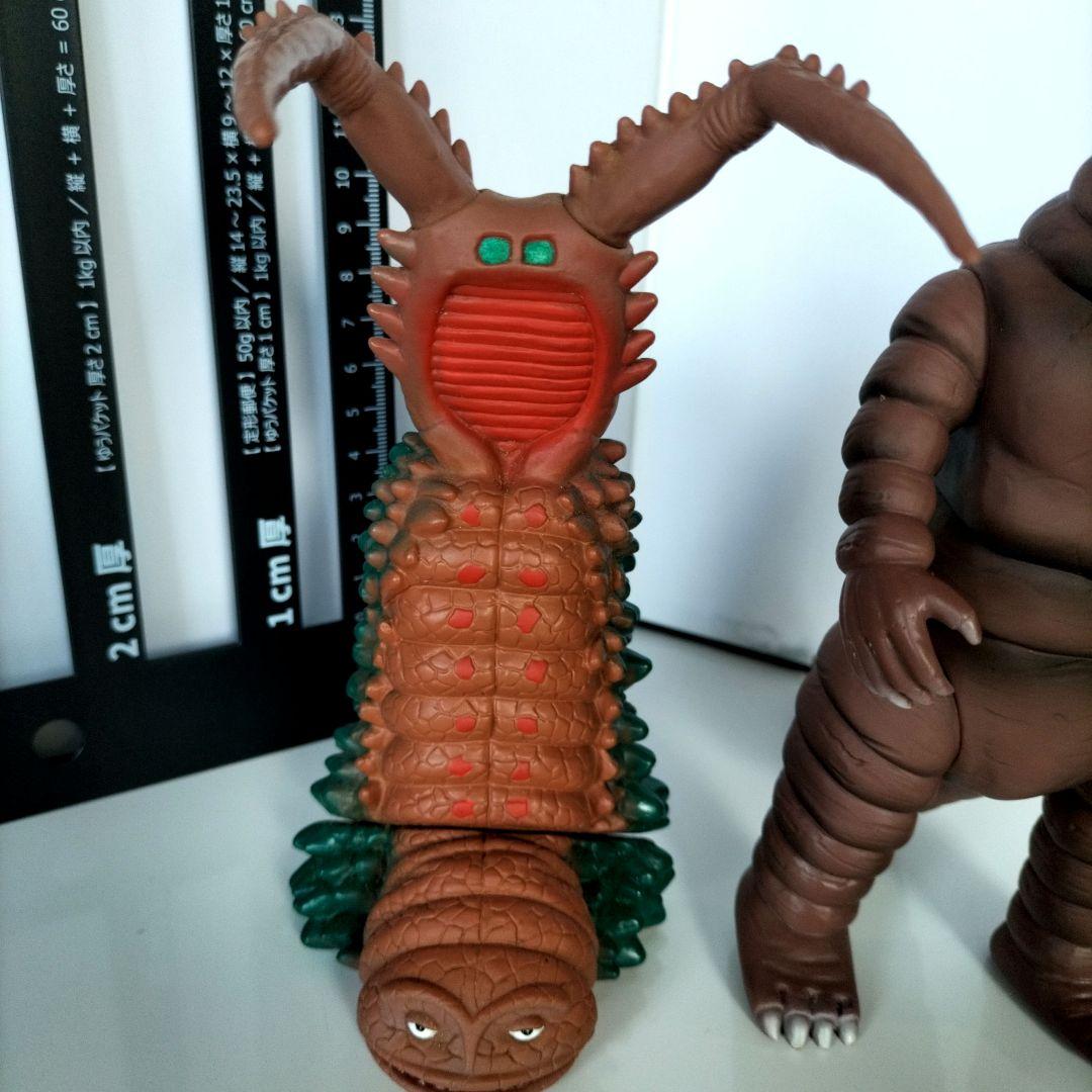 バンダイ ソフビ] ツインテール 1994 テレスドン 1983 - メルカリ