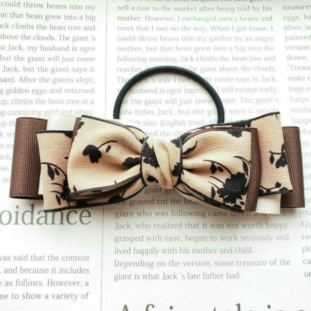 リボン　ヘアゴム♡ボリュームリボン♡シフォンリボン花柄♡ハンドメイド