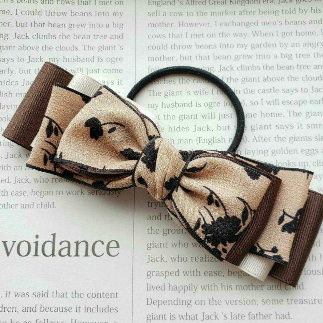 リボン　ヘアゴム♡ボリュームリボン♡シフォンリボン花柄♡ハンドメイド