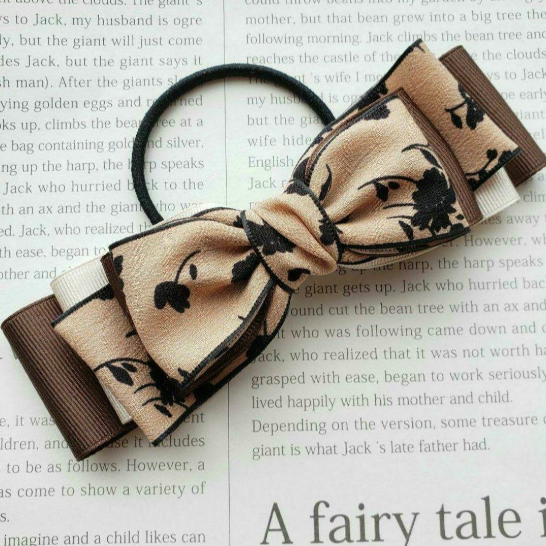 リボン　ヘアゴム♡ボリュームリボン♡シフォンリボン花柄♡ハンドメイド