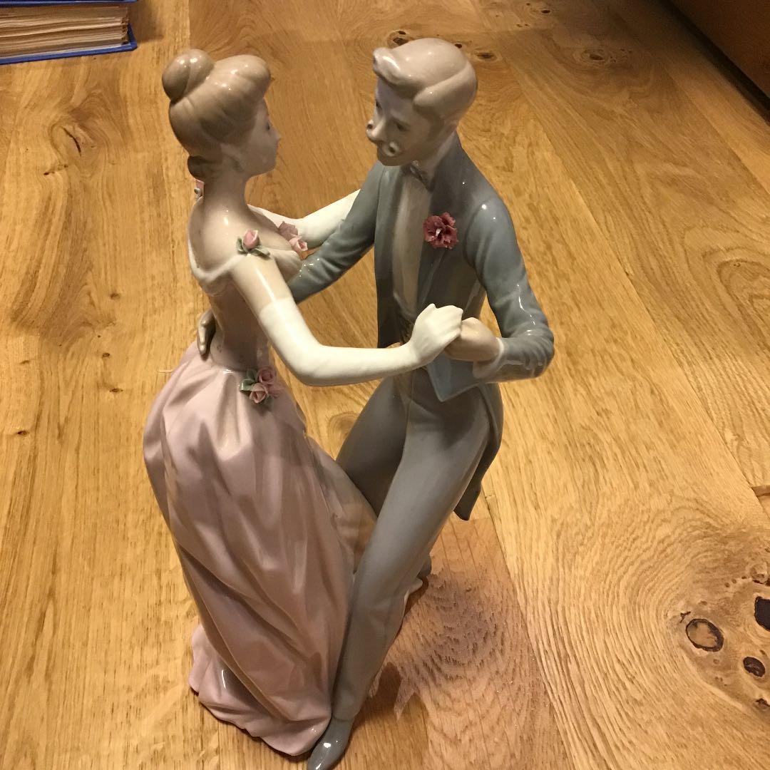Lladro 人形